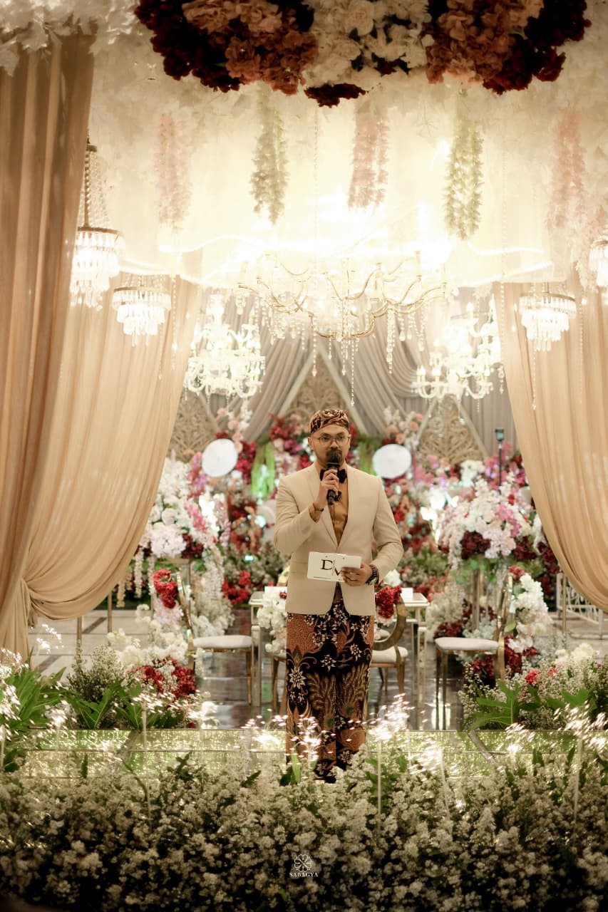 Kang Denz Wedding MC showreel